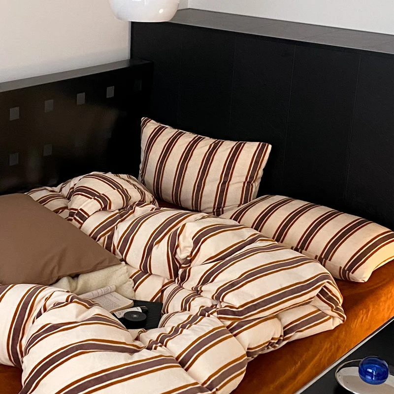 Athvotar Milk Fleece Winter Spring Duvet Cover Set King Size Comfortable Warm Bedding Set Queen Home Quilt Cover Pillowcase Sheets