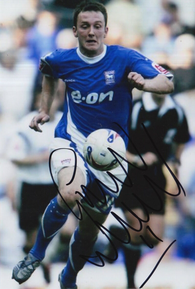 IPSWICH TOWN HAND SIGNED GAVIN WILLIAMS 6X4 Photo Poster painting 1.