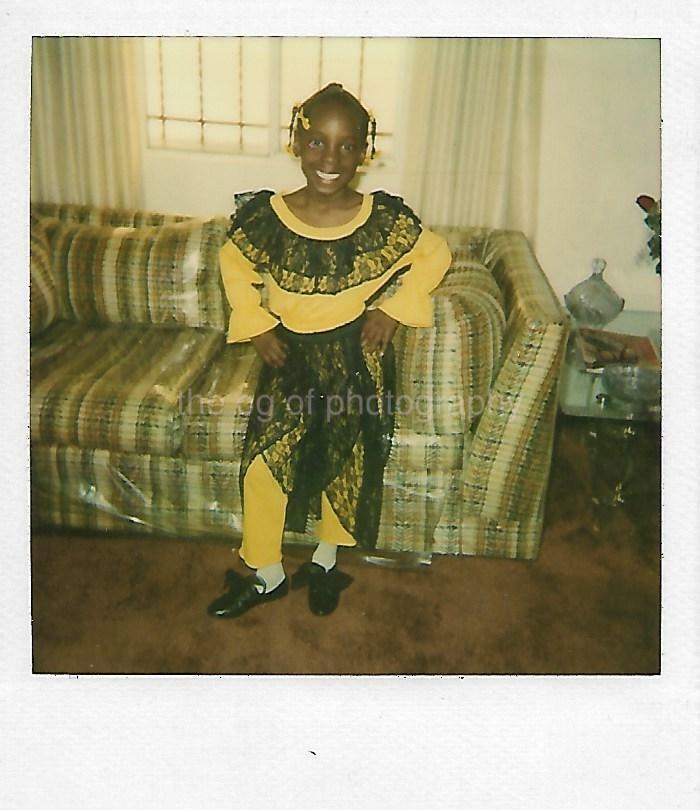 Vintage POLAROID Found Photo Poster paintinggraph AMERICAN GIRL Original COLOR 15 10 F