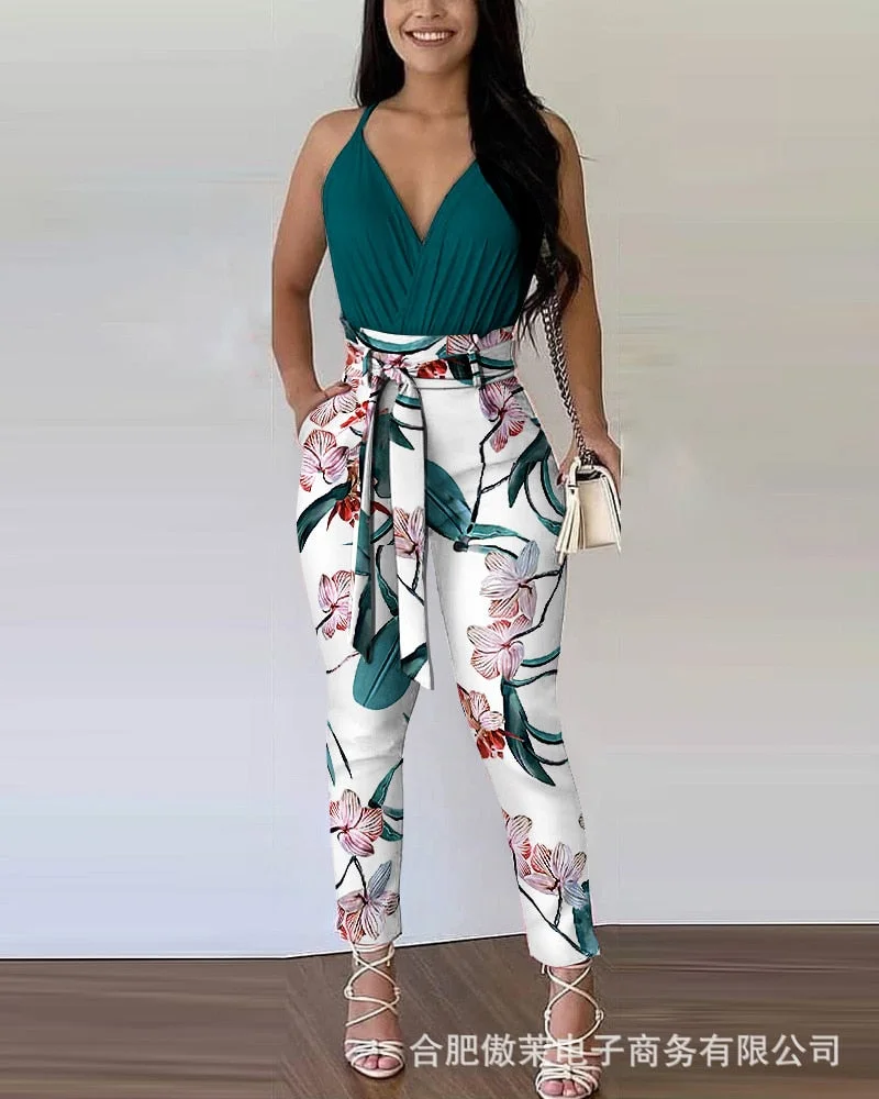New women's two-piece suit with contrast printing
