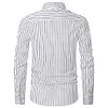 Camicia a righe da uomo casual e versatile