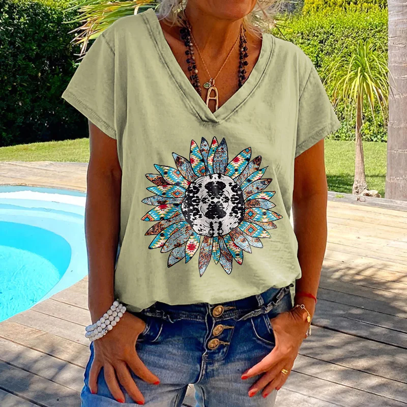Retro Flower Printed V-neck Casual T-shirt
