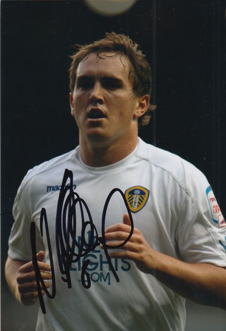 LEEDS UNITED HAND SIGNED NEIL KILKENNY 6X4 Photo Poster painting 1.