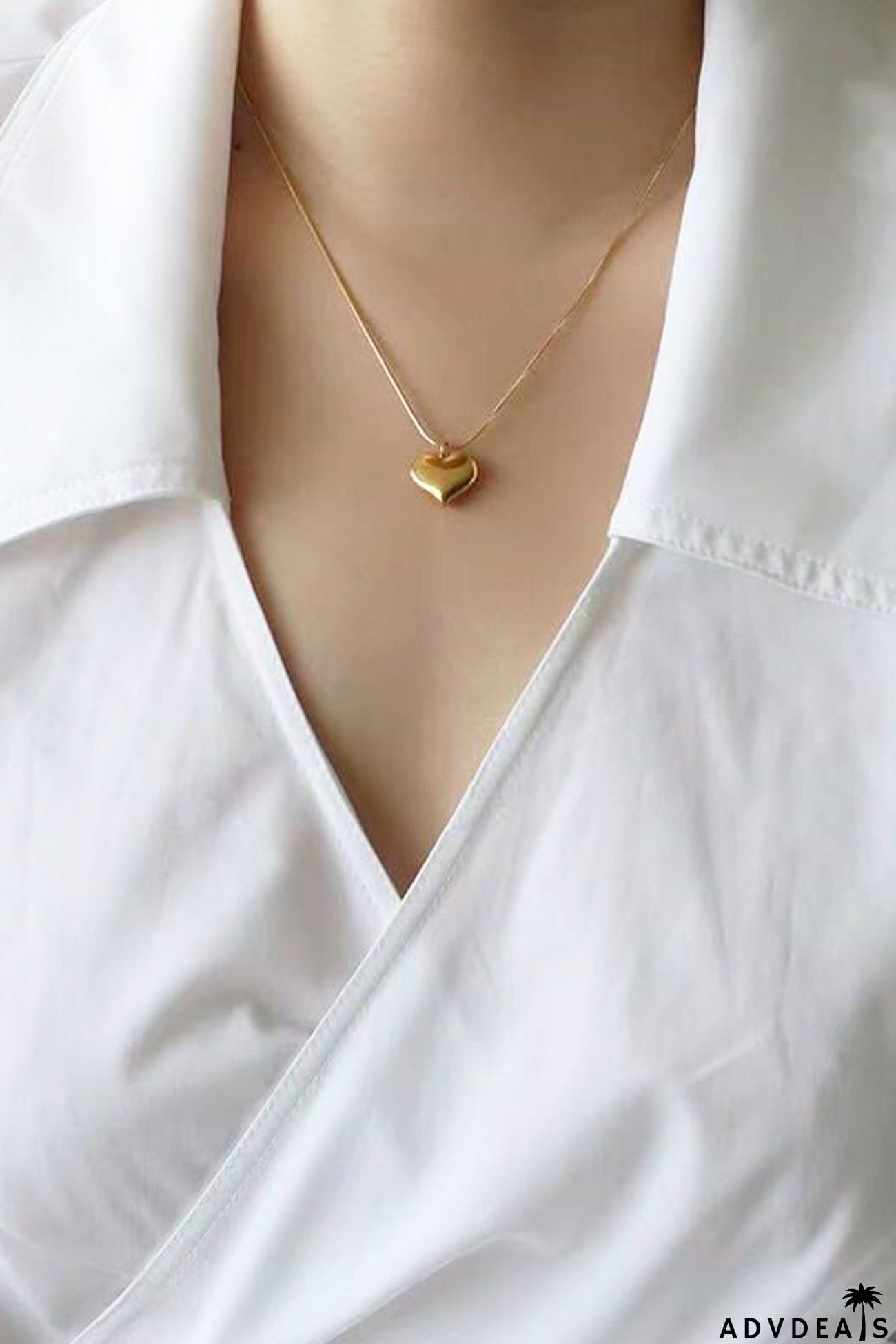 Three-dimensional Heart Necklace