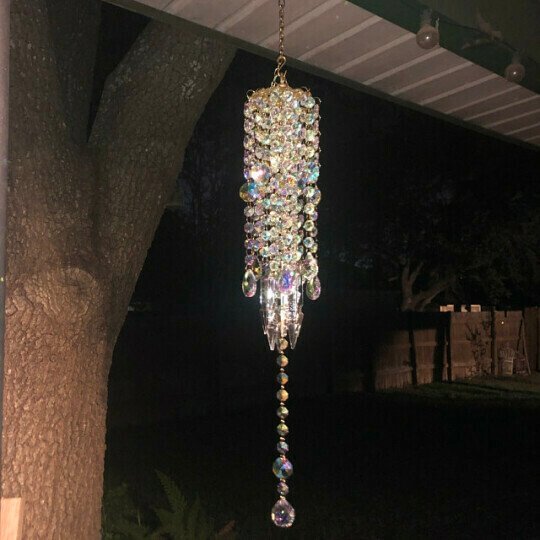 COLORFUL CRYSTAL WIND CHIMES