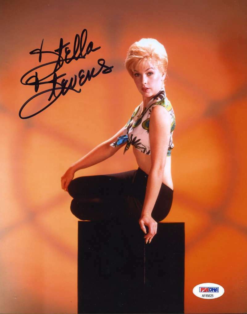 Stella Stevens Psa Dna Coa Autograph 8x10 Photo Poster painting Hand Signed