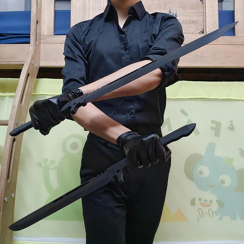 Kaiju No. 8 Soshiro Hoshina Swords