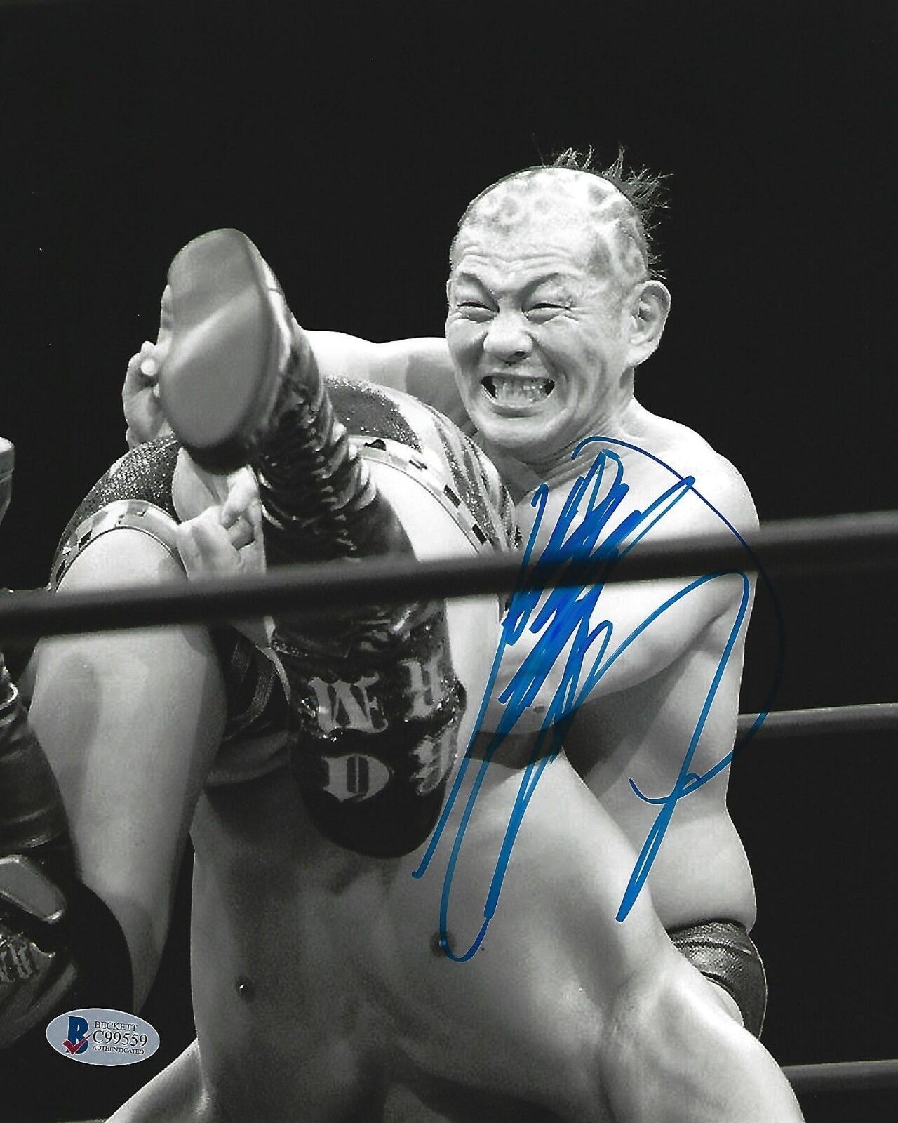 Minoru Suzuki Signed 8x10 Photo Poster painting BAS Beckett COA New Japan Pro Wrestling Picture