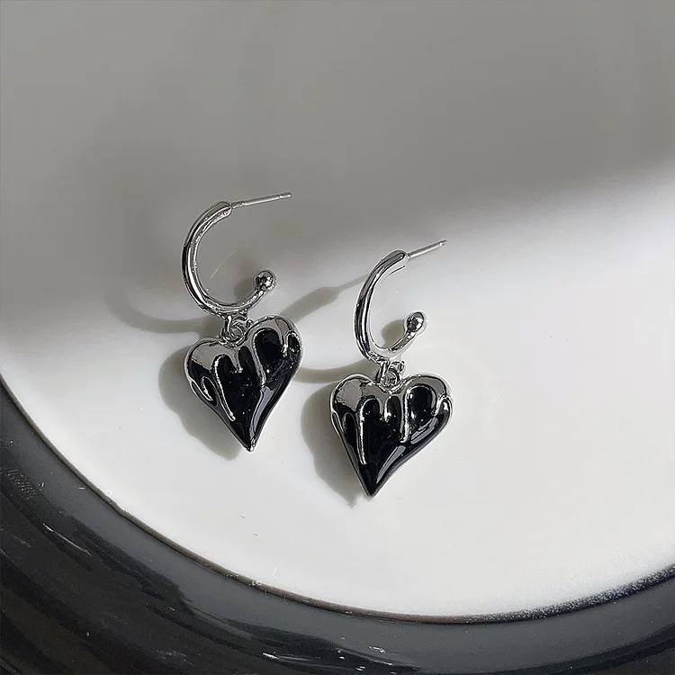 Fashion Irregular Heart Earrings