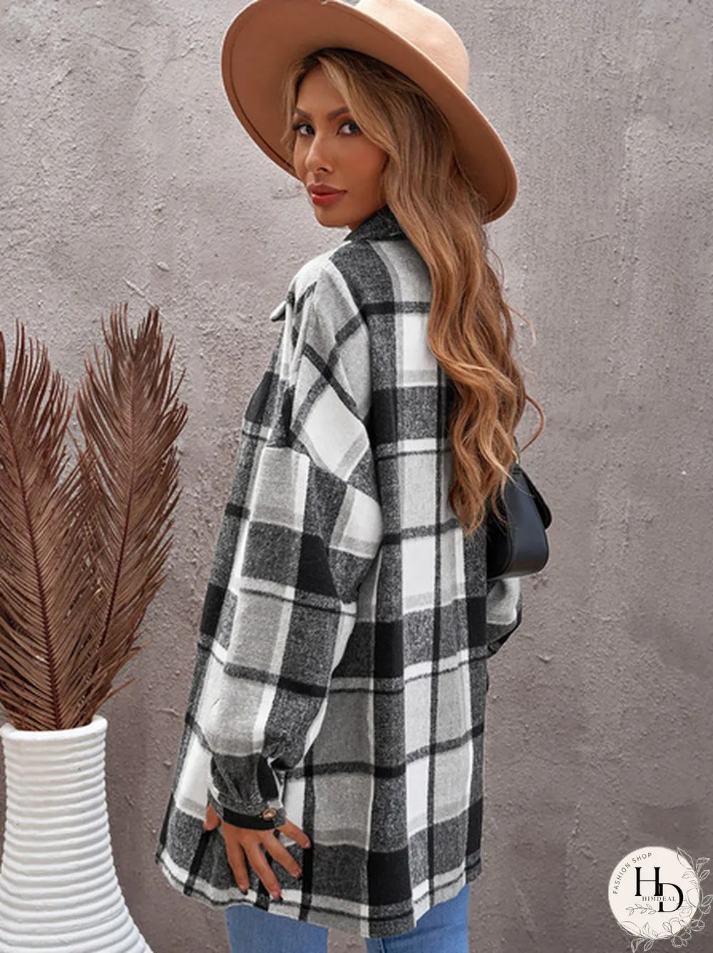 Women Plaid Print Buttoned Shirt Jacket