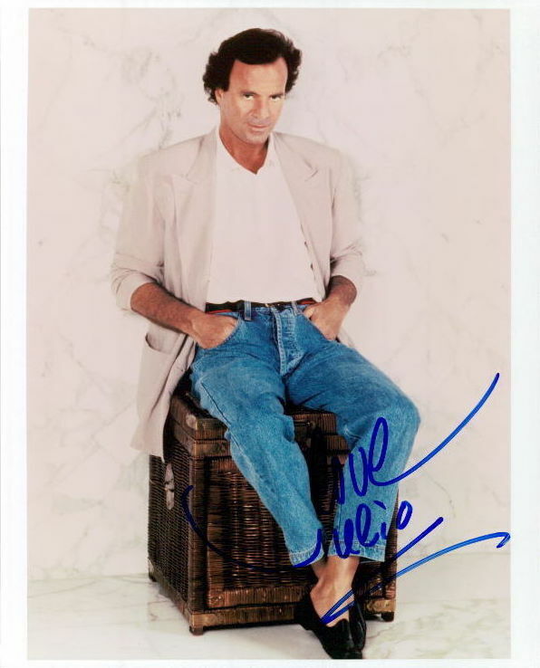 Julio Iglesias signed 8x10 Photo Poster painting in-person