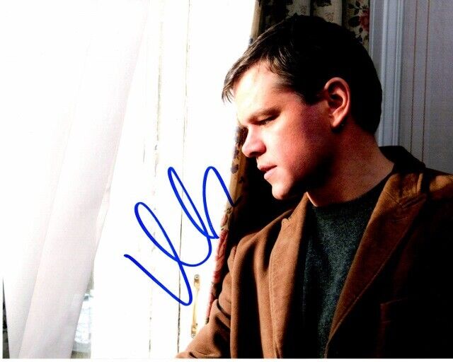 Matt Damon Signed - Autographed The Bourne Supremacy 8x10 inch Photo Poster painting