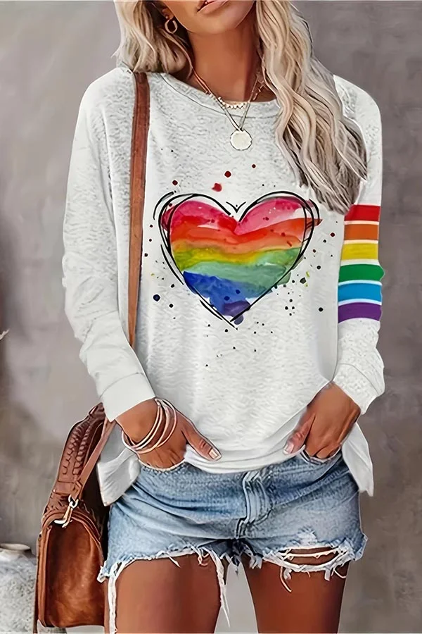 Rainbow Heart Print Plus Size Casual T-Shirt: A Colorful Addition to Your Wardrobe