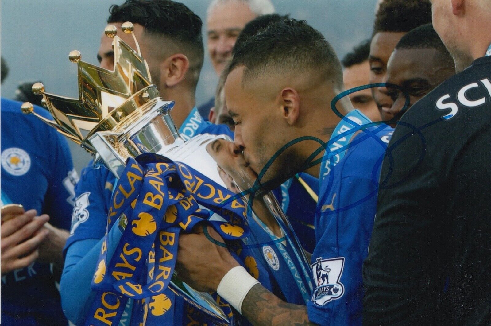 DANNY SIMPSON HAND SIGNED 6X4 Photo Poster painting - FOOTBALL AUTOGRAPH - LEICESTER CITY 2.