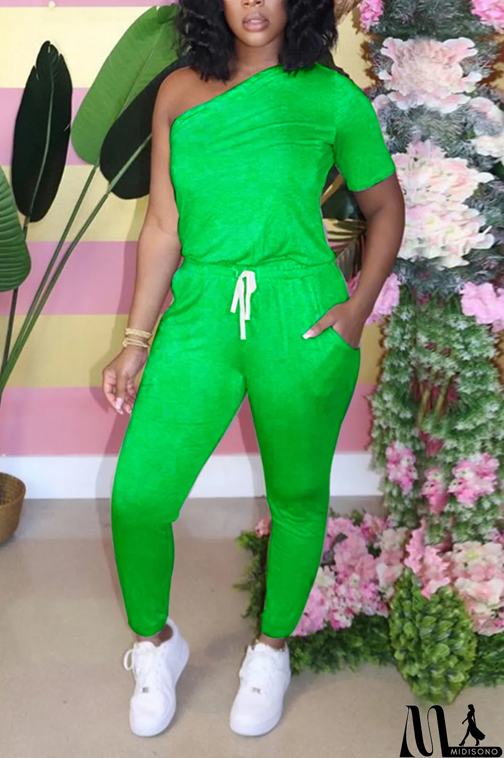 MidiSono - Black Fashion Sexy Fitted One Shoulder Short Sleeve Jumpsuit