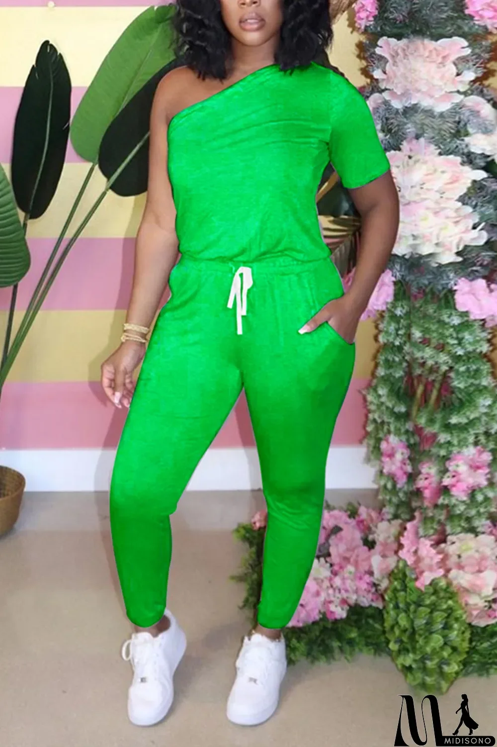 MidiSono - Black Fashion Sexy Fitted One Shoulder Short Sleeve Jumpsuit