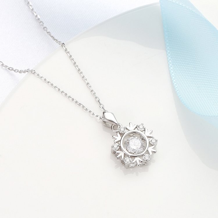 Sterling Silver Snowflakes Pendant Necklace  - Modakawa Modakawa