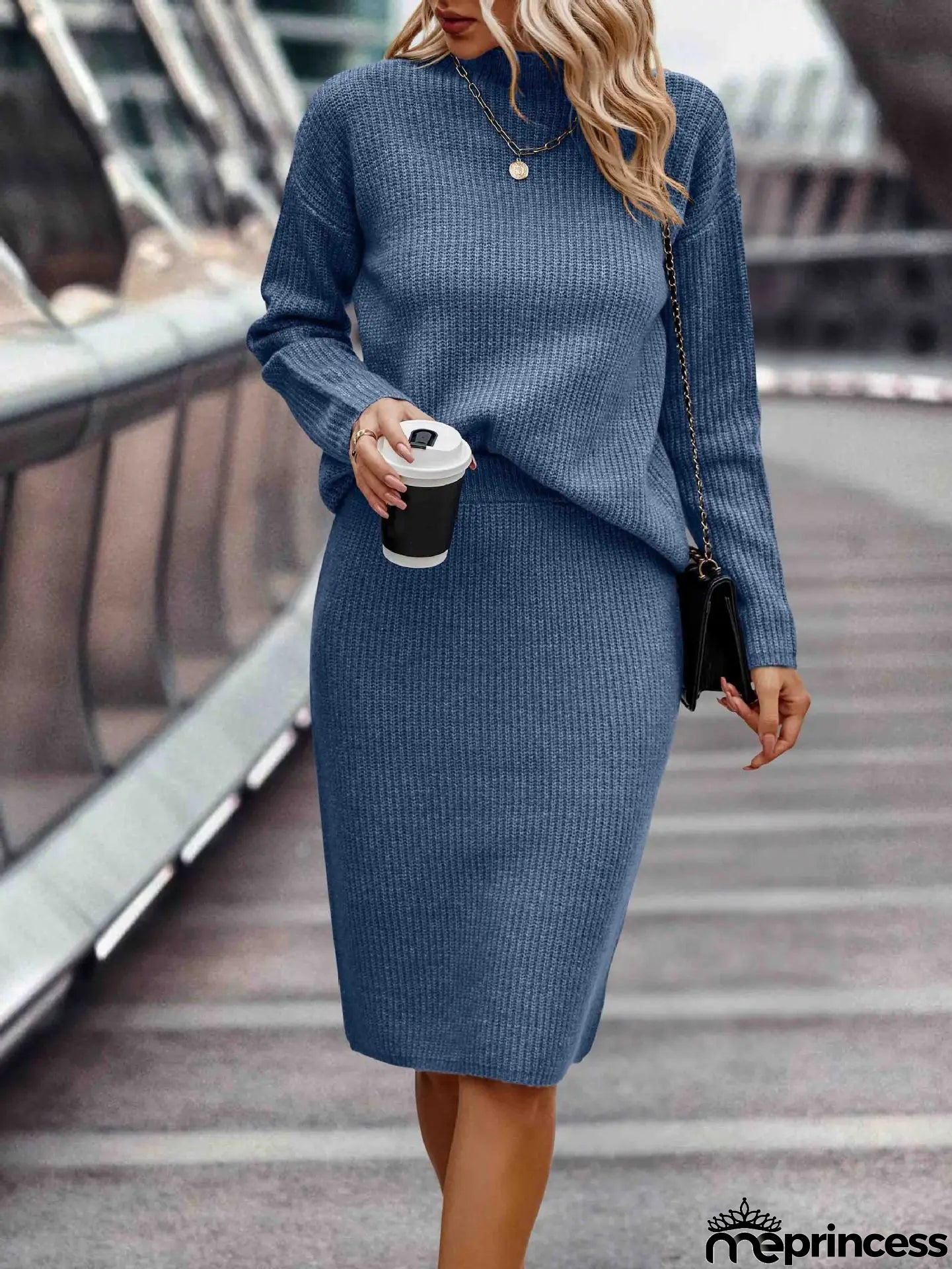 Modern and Fashionable Skirt