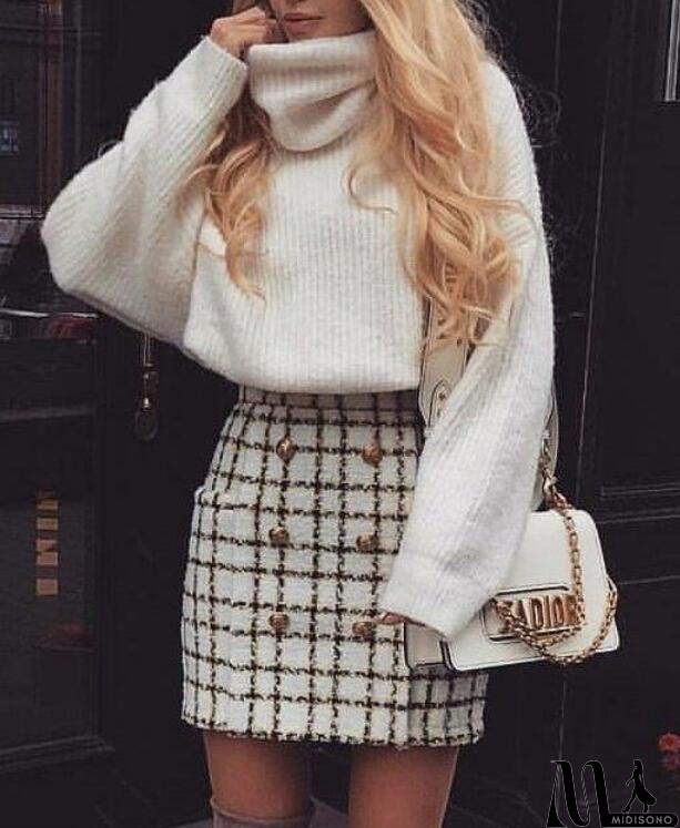 MidiSono - High Necked Pullover Sweater Top