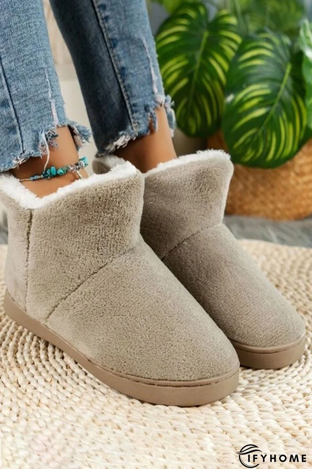 Khaki Minimalist Fuzzy Winter Boots | IFYHOME
