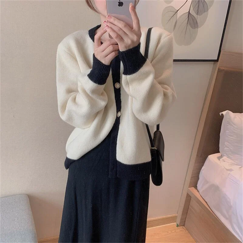 Toloer Toloer Autumn 2023, Pure Color Small Fragrant Wind Button Knit Cardigan Korean Version Loose Round Collar Simple Long-Sleeved Jacket Coat-Outfit Ideas