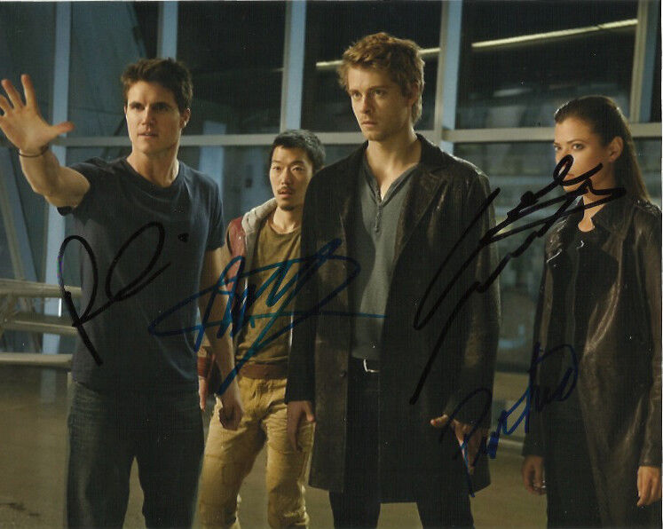 Tomorrow People List Robbie Amell Mitchell Yoo Autographed Signed 8x10 Photo Poster painting COA