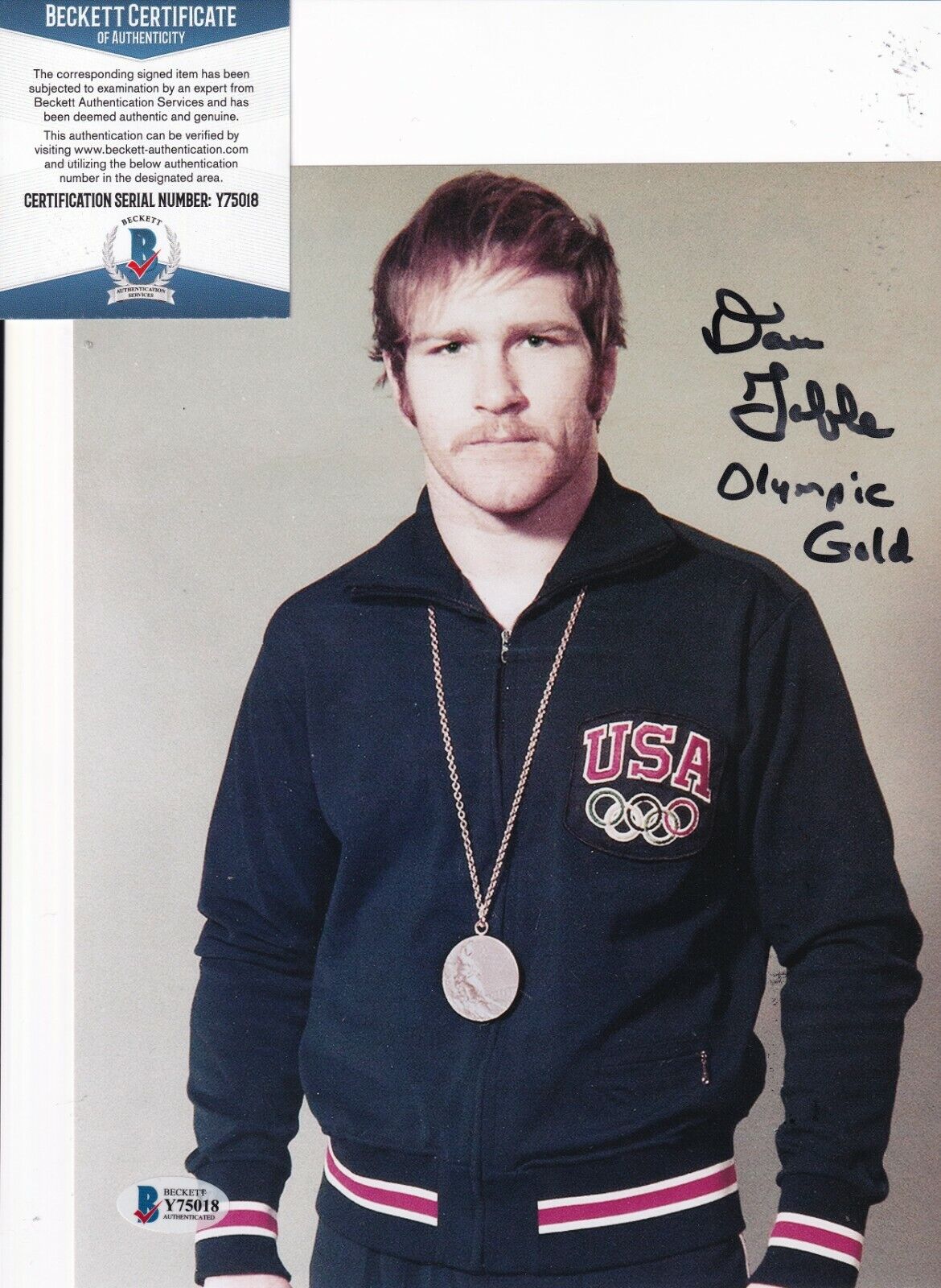 DAN GABLE signed (OLYMPIC WRESTLER) autographed 8X10 Photo Poster painting BECKETT BAS Y75018