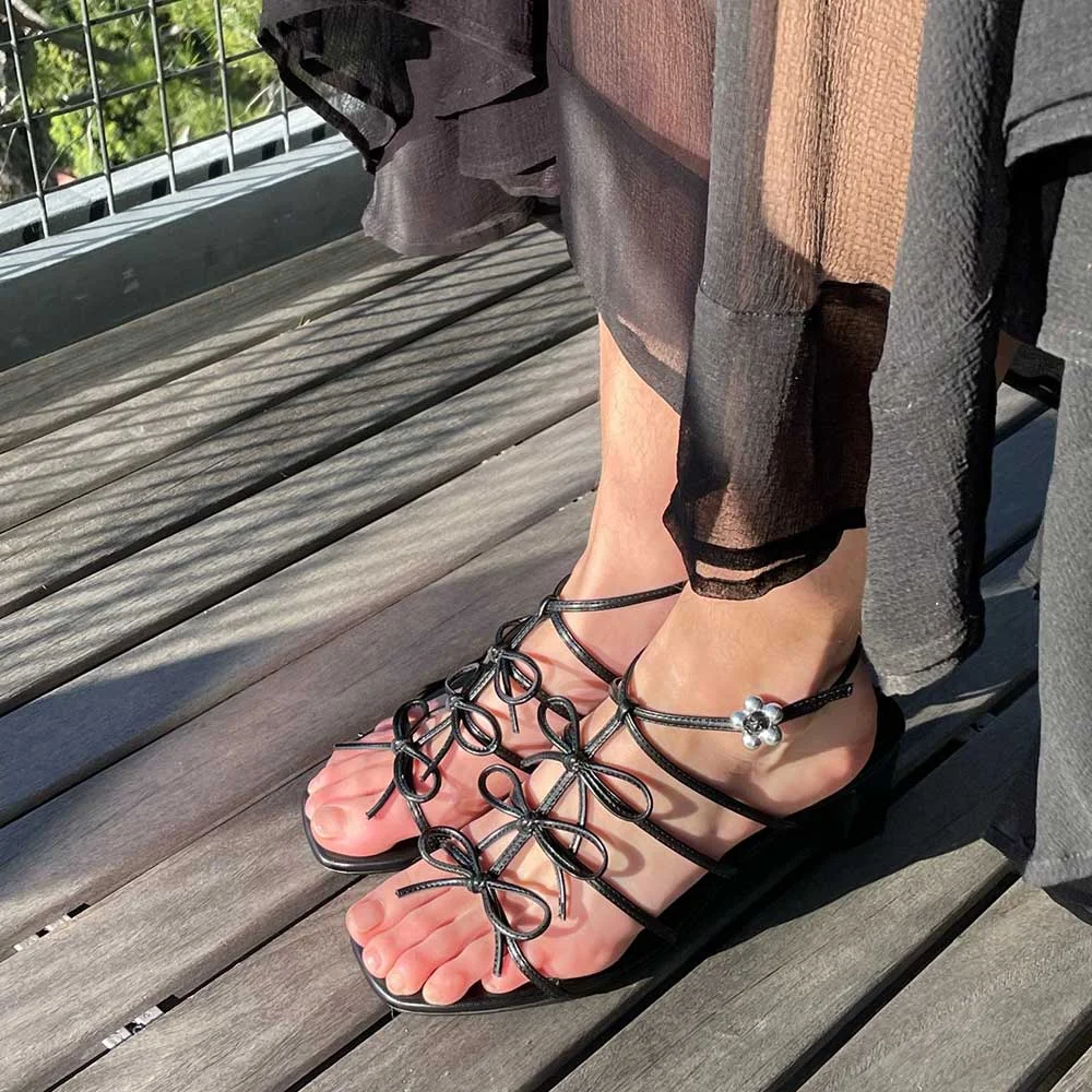Black Vegan Leather Opened Toe Bow T-Strappy Sandals With Chunky Heels Nicepairs