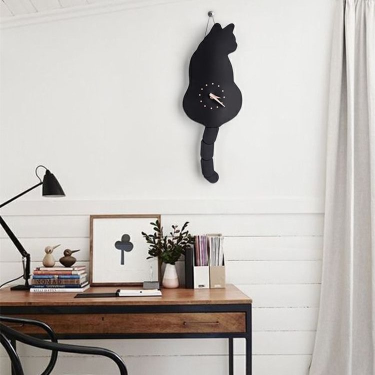 Musedesire™ Adorable Moving Cat Tail Clock