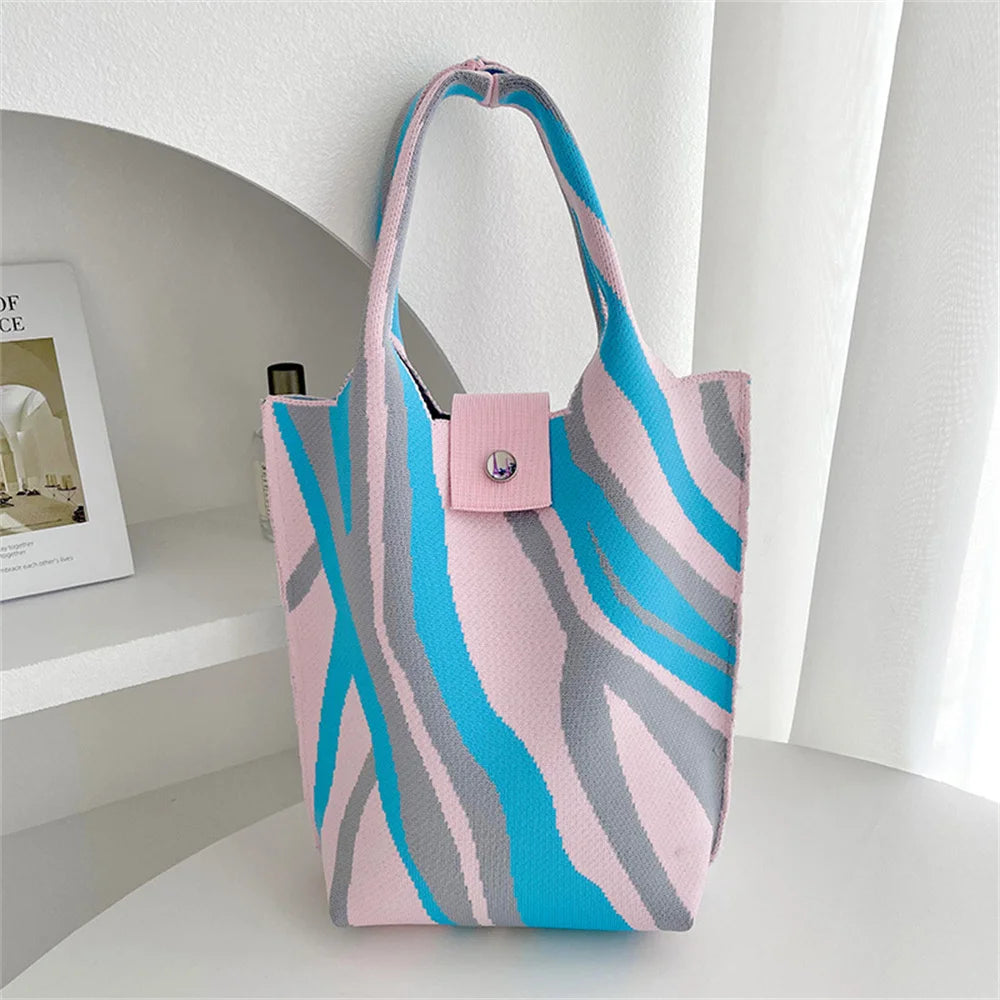 Back To School Llyge New Corrugation Knitted Handbag Girl Casual Shoulder Bag Women Retro Large Capacity Commuter Bucket Bag Phone Keys Purse 28*18cm llyge
