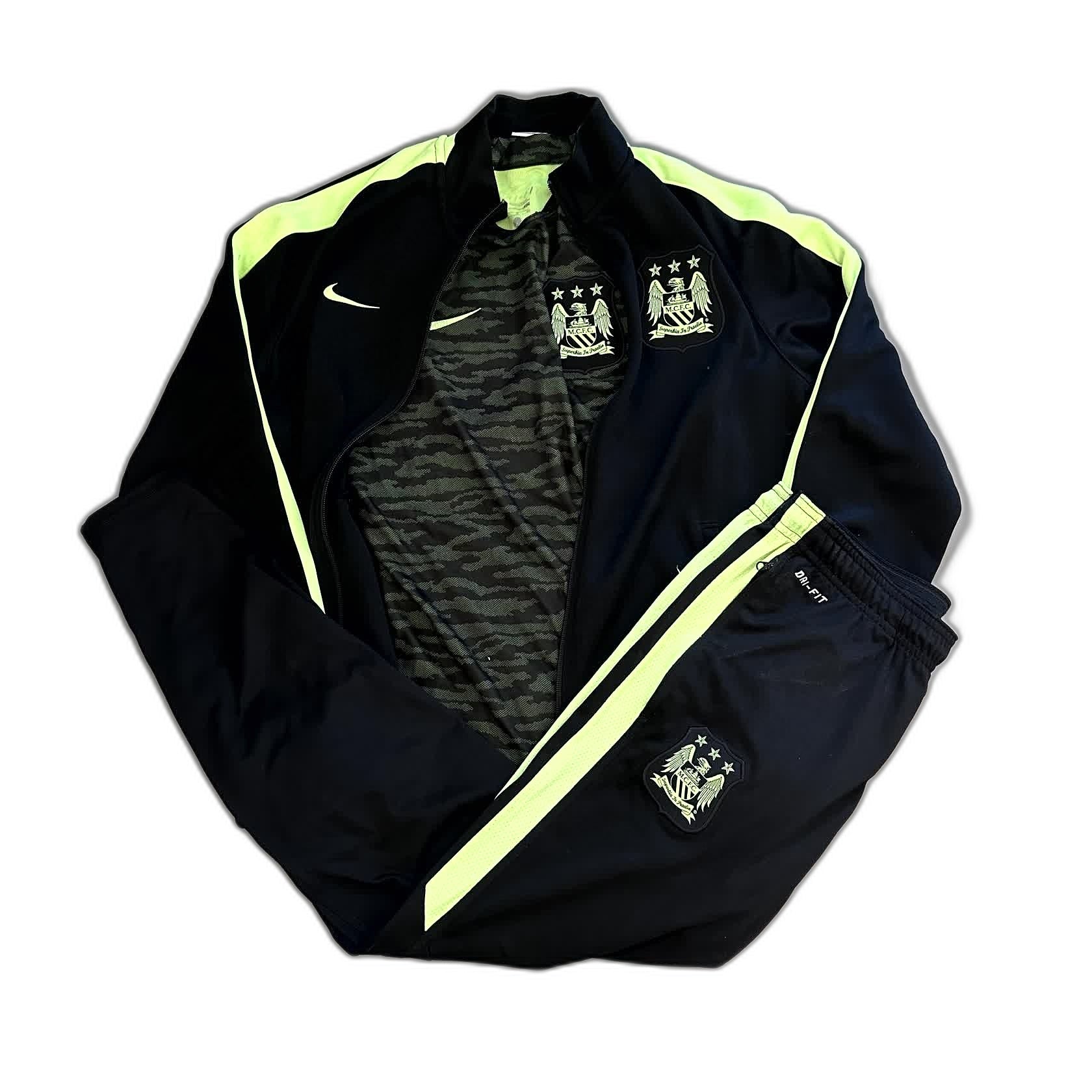 Manchester City Vintage Tracksuit + Trikot 2013/14