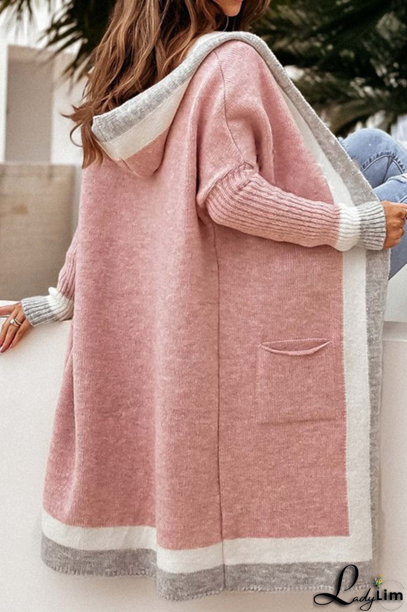 Relaxed and trendy Cardigan