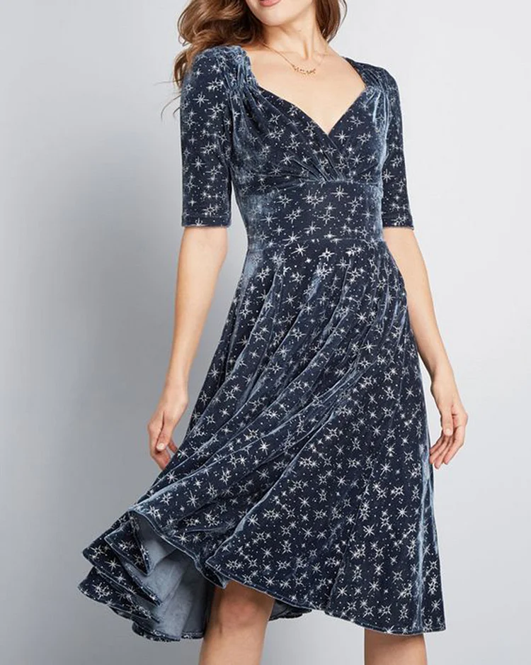 Elegant and fashionable print velvet dress