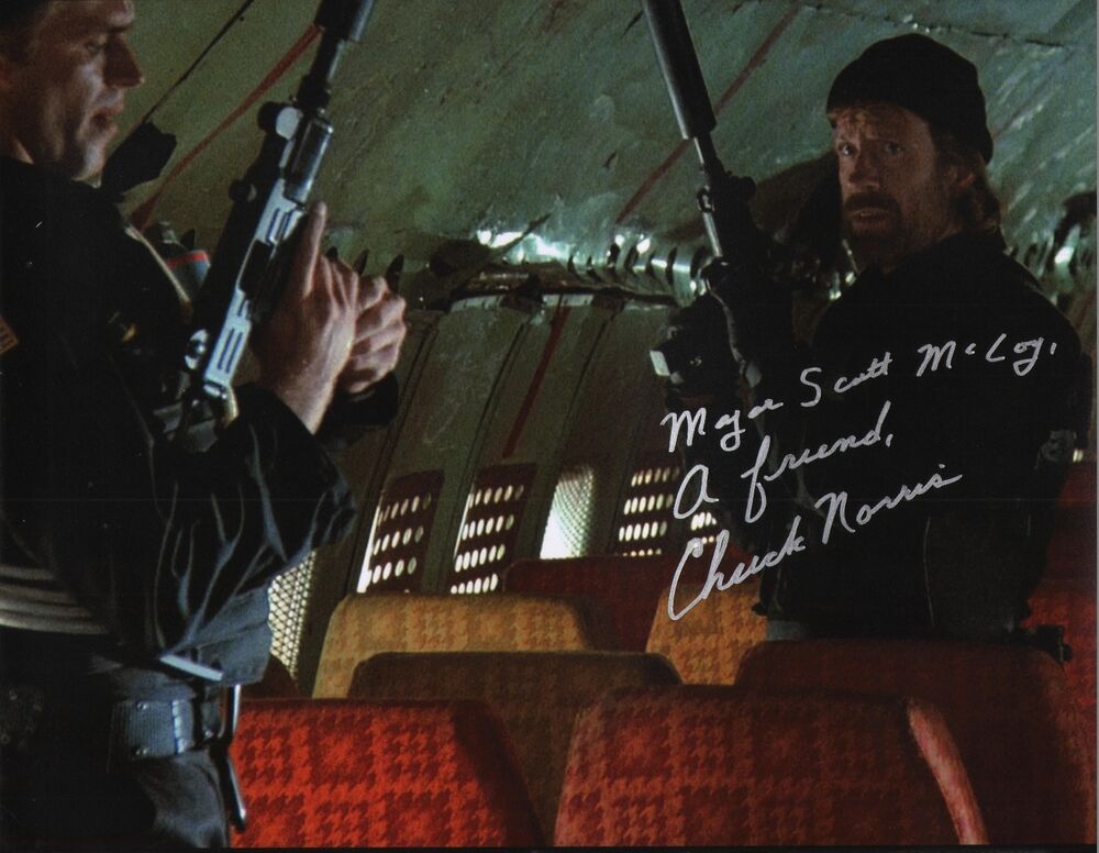 CHUCK NORRIS 'The Delta Force' Signed Autographed 11x14 Photo Poster painting B