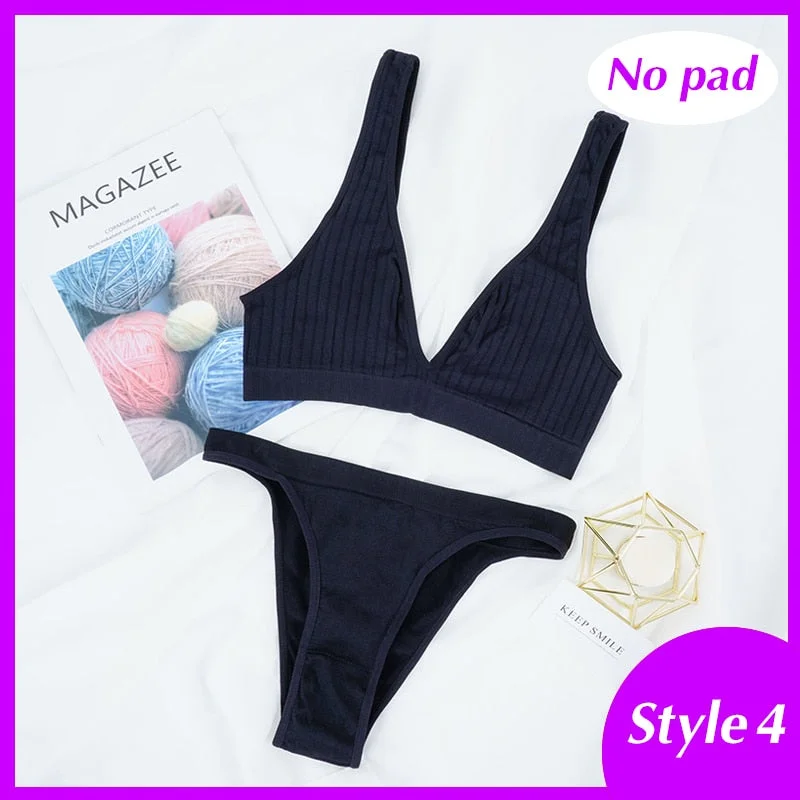 Women Seamless Bra Set Sexy Thong Low Waist Panties Wire Free Bra Push Up Bralette Lingerie Deep V Backless Underwear Set