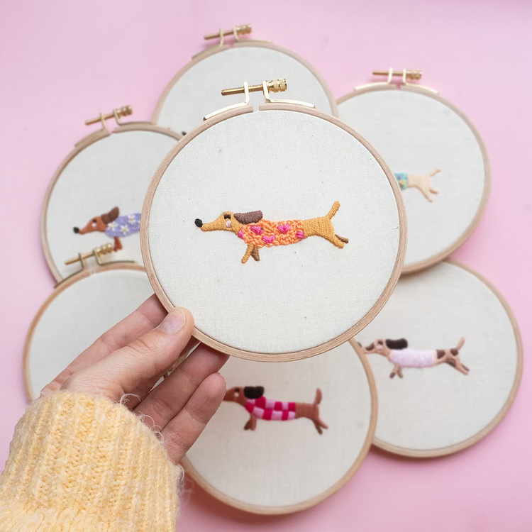 Dackel Doggie Embroidery Kit & Video Tutorials