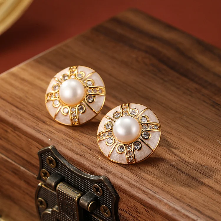 vintage natural pearl silver stud earrings
