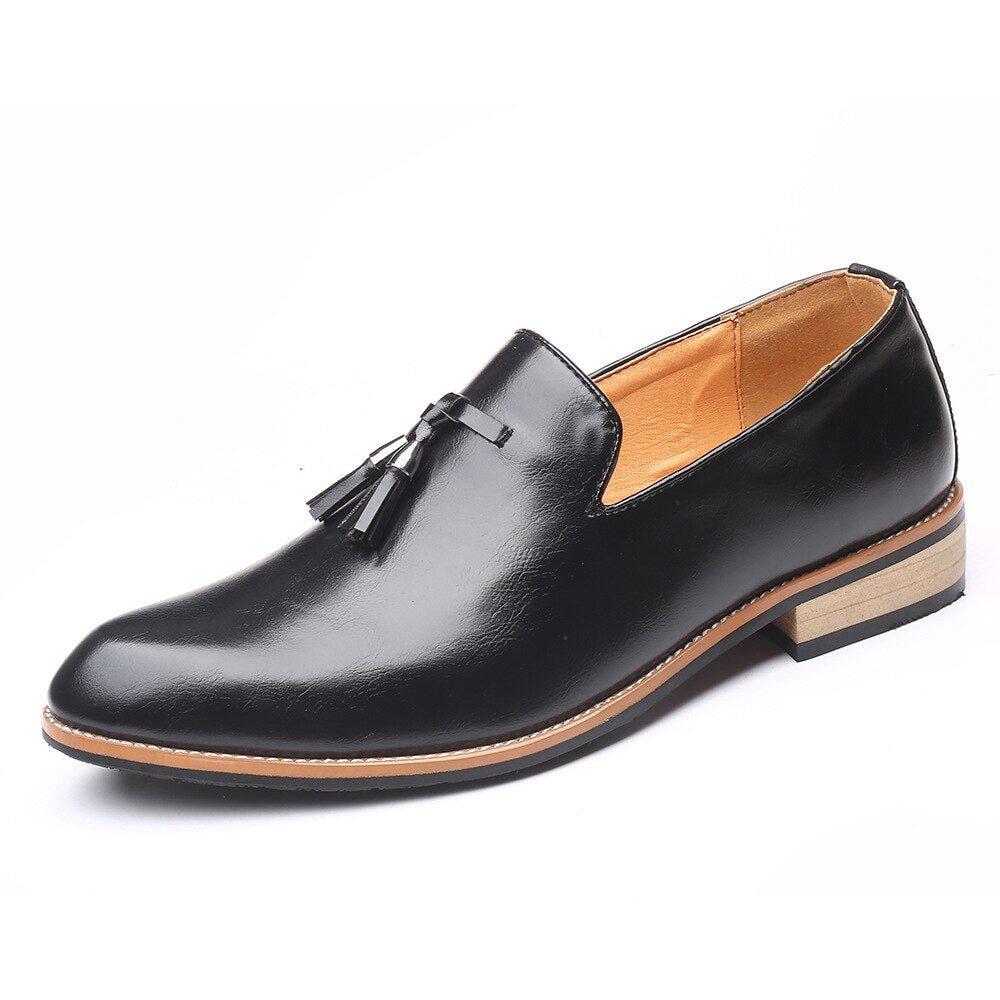 Vintage Leather Dress Shoes For Men Tassel Design Oxford Men Formal Slip On Shoes Men Business Suit Wedding Dress Shoes