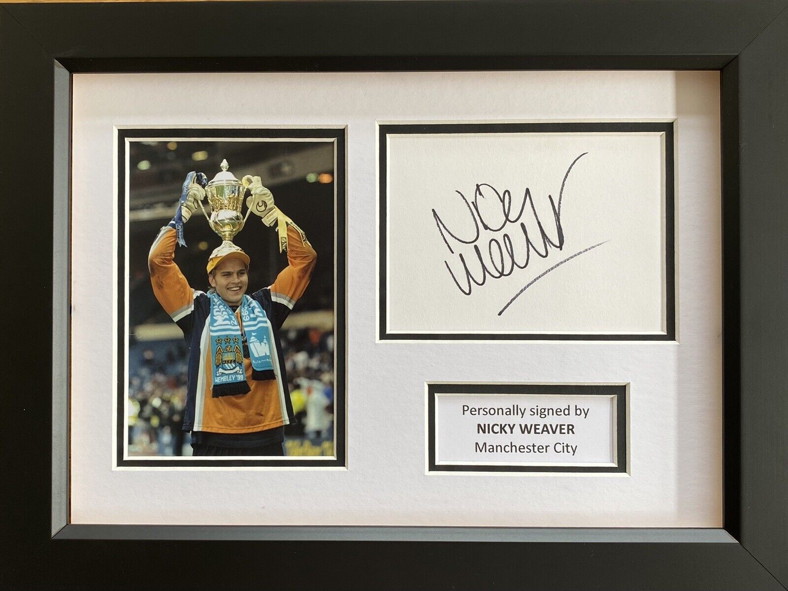 Nicky Weaver Hand Signed White Card In A4 Manchester City Frame Display