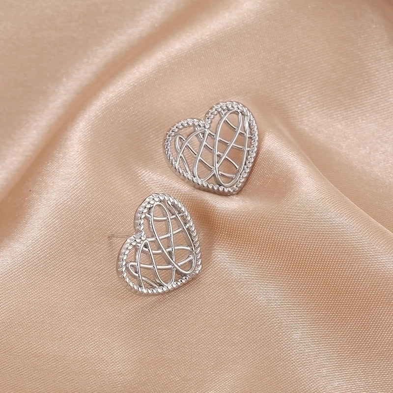 1 Pair Casual Minimalist Sunflower Heart Shape Butterfly Stainless Steel 18K Gold Plated Ear Studs