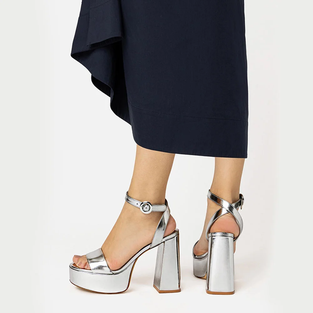 Open Round Toe Chunky Heel Buckle Silver Sandals with Platform