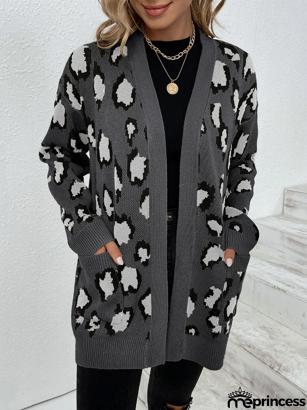 Casual and Effortless Cardigan