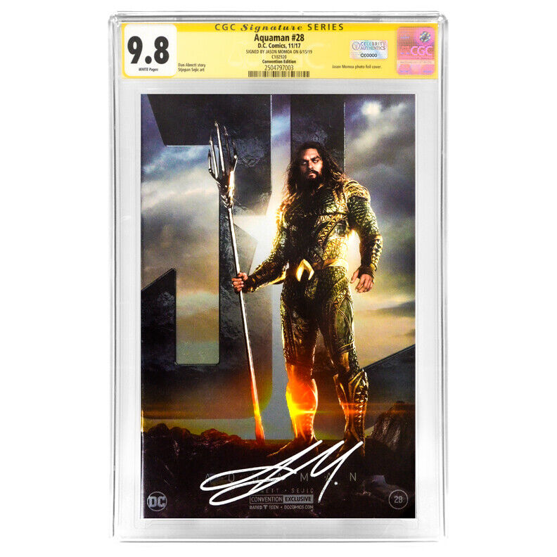 Jason Momoa Autographed Aquaman #28 Photo Poster painting Foil Cover Variant CGC SS 9.8