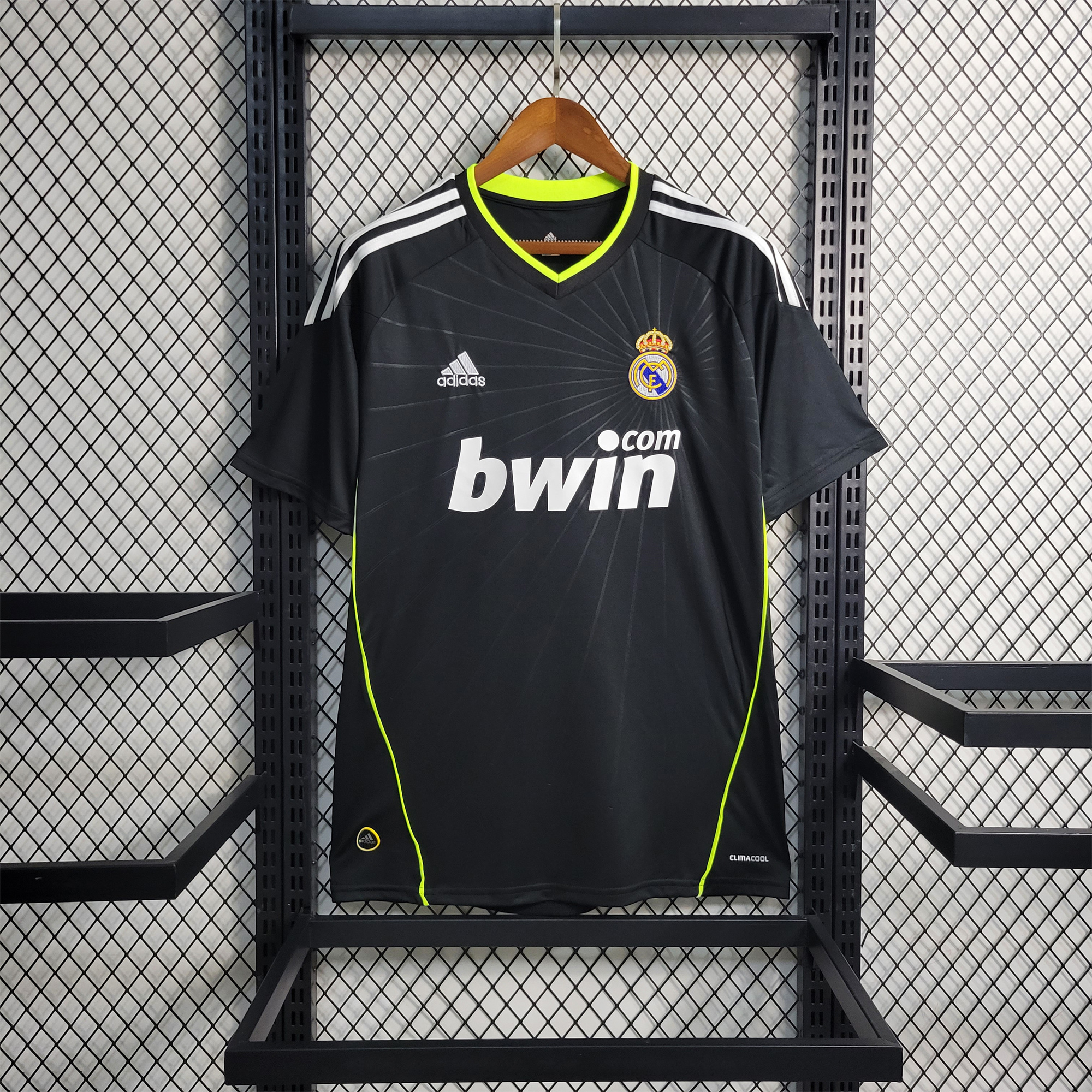 Retro Real Madrid 10-11 Away Stadium Jersey