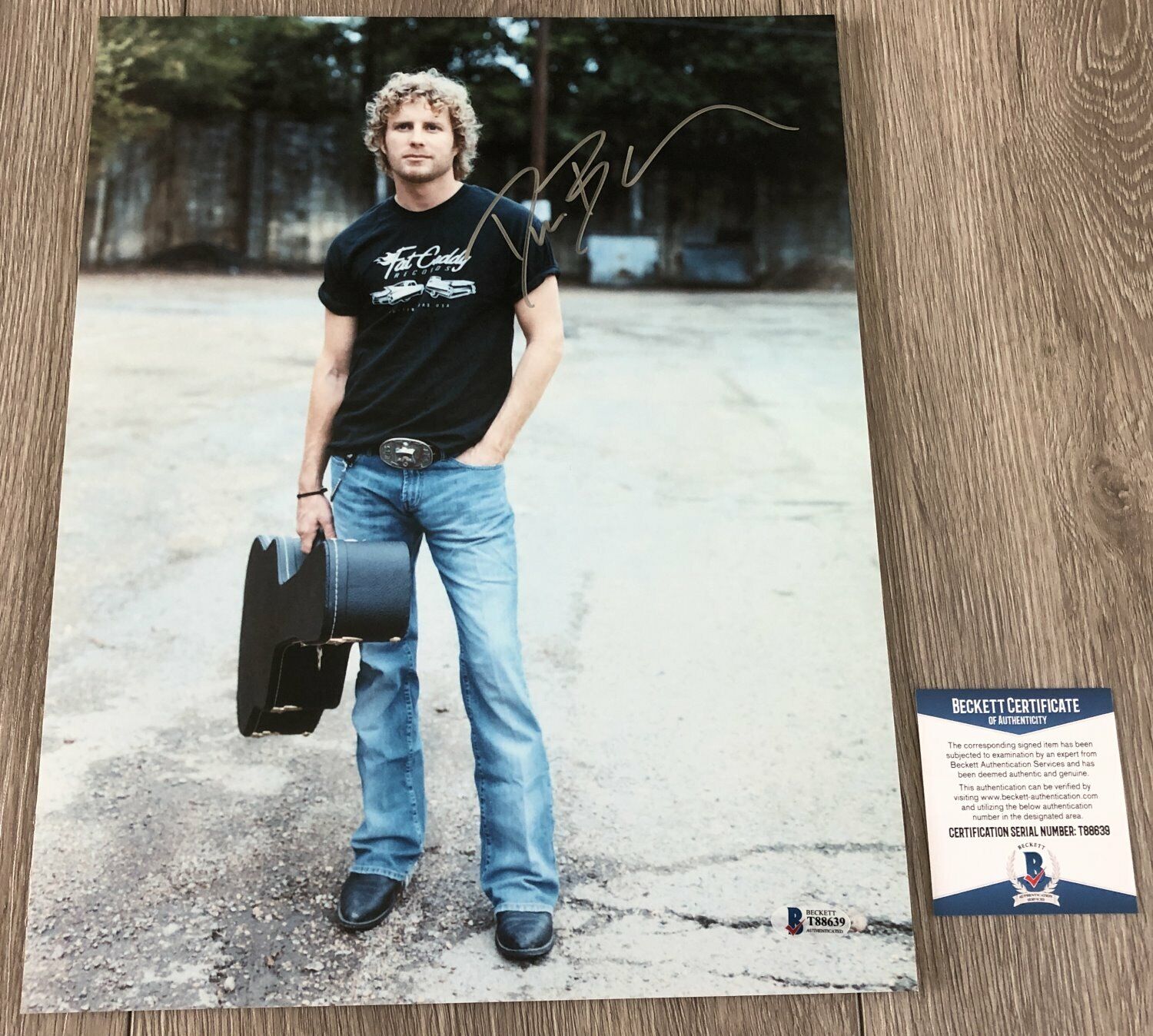 DIERKS BENTLEY COUNTRY SIGNED AUTOGRAPH 11x14 Photo Poster painting B w/PROOF & BECKETT BAS COA