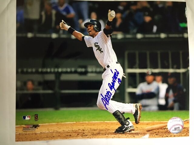 Alexei Ramirez Chicago White Sox Signed 8x10 In-Action Color Photo Poster painting with COA