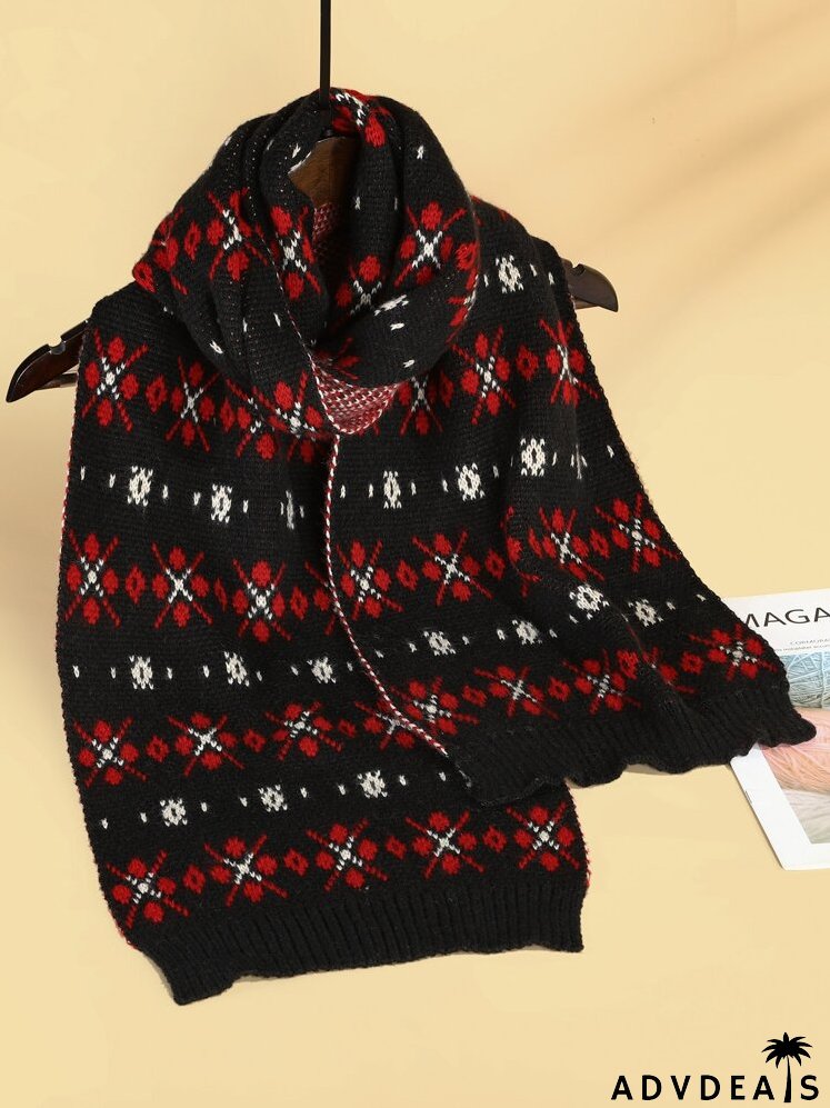 Graphic Pattern Scarf