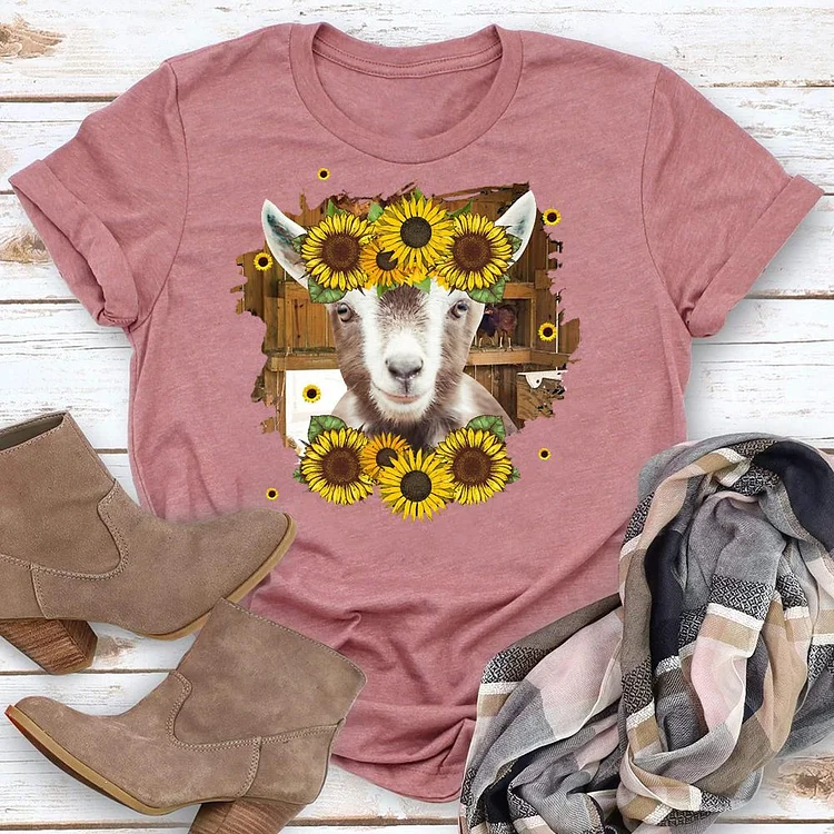 Farm Goat Retro Tee-03808