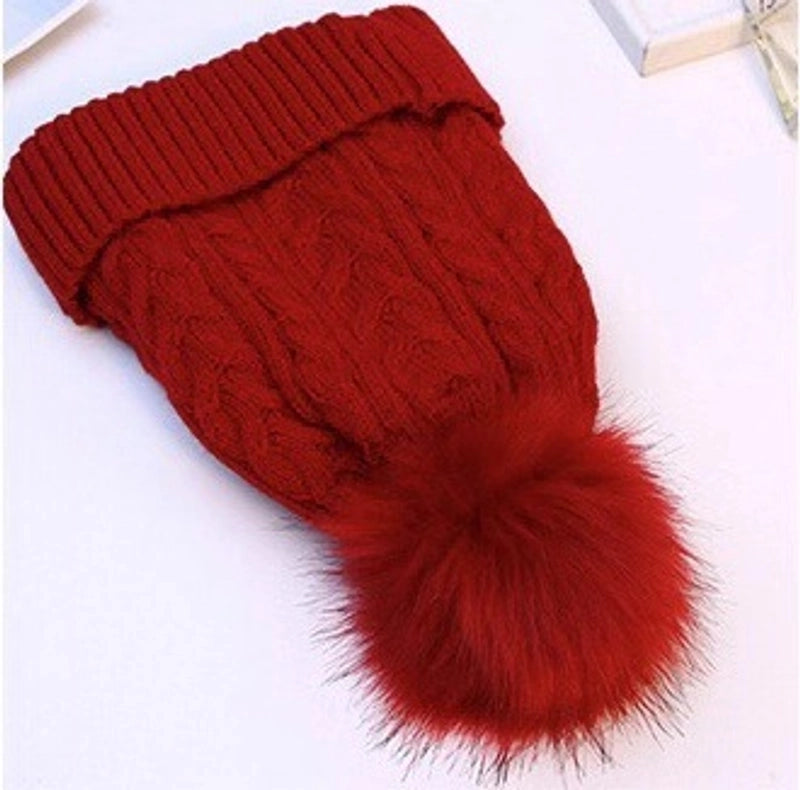 Women’s Basic Solid Color Pom Poms Crimping Wool Cap