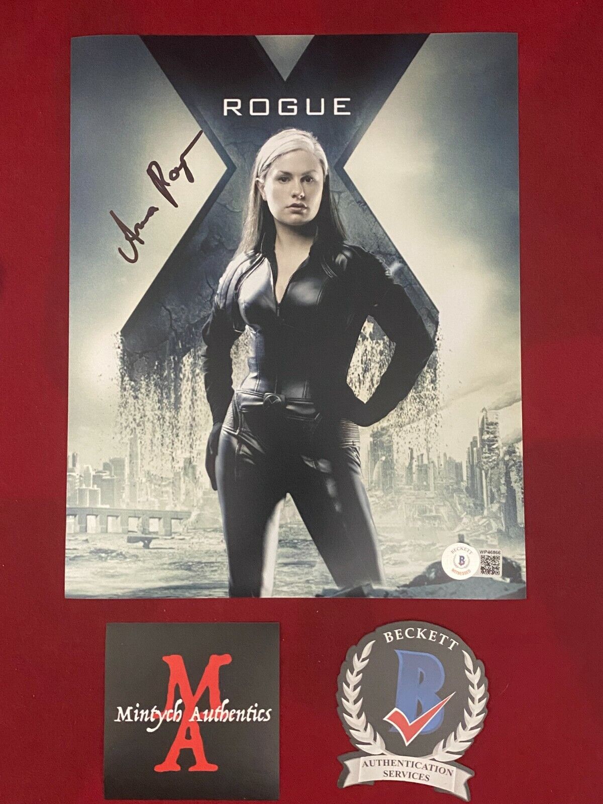 ANNA PAQUIN AUTOGRAPHED SIGNED 8x10 Photo Poster painting! X-MEN! ROGUE! BECKETT COA!